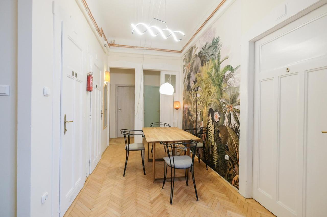 Acacia Hostel Budapest Eksteriør bilde